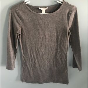 3/4 Sleeve Tight Fitting Shirt